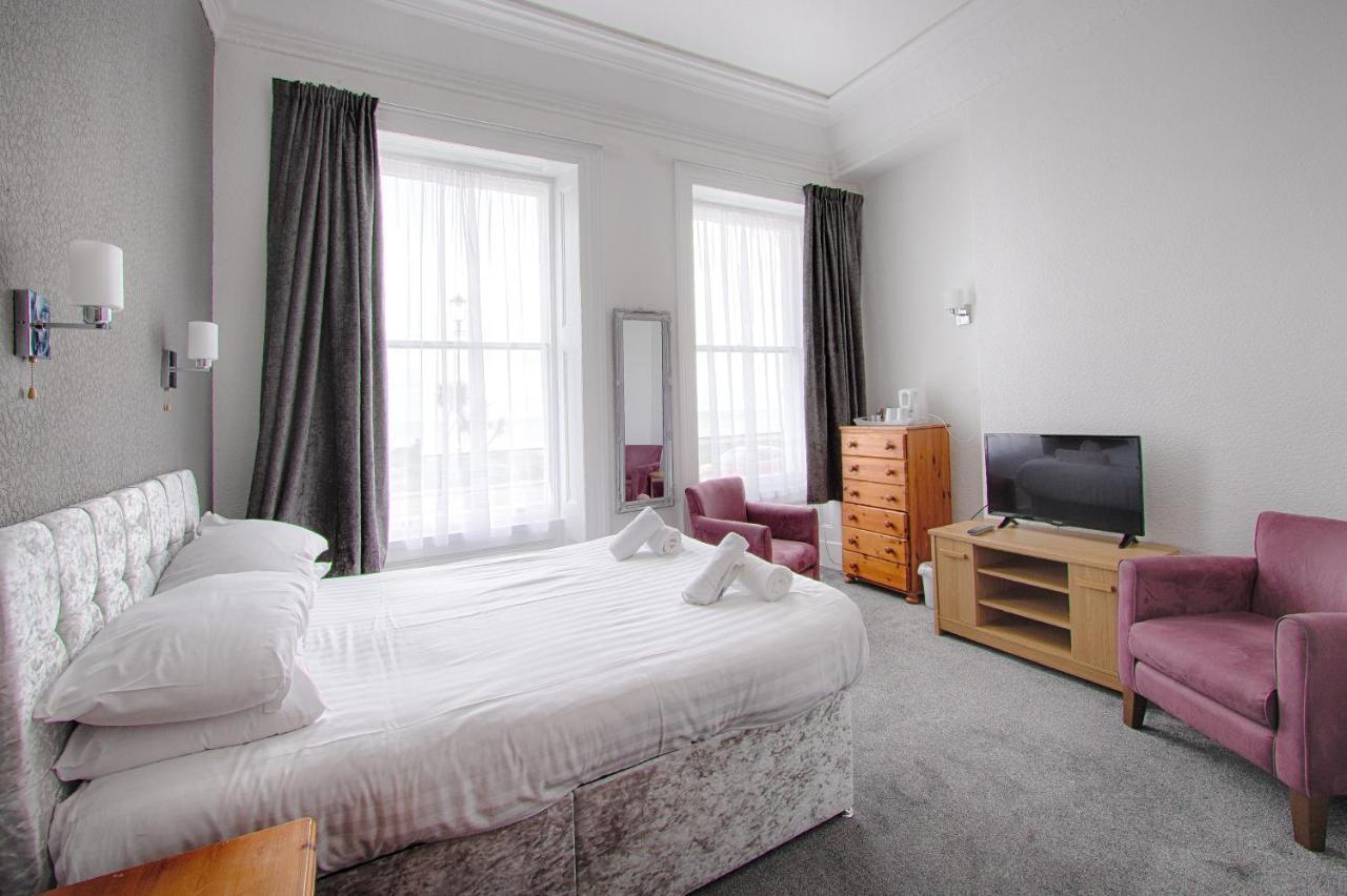 Whitehouse Hotel Ландъндо Екстериор снимка