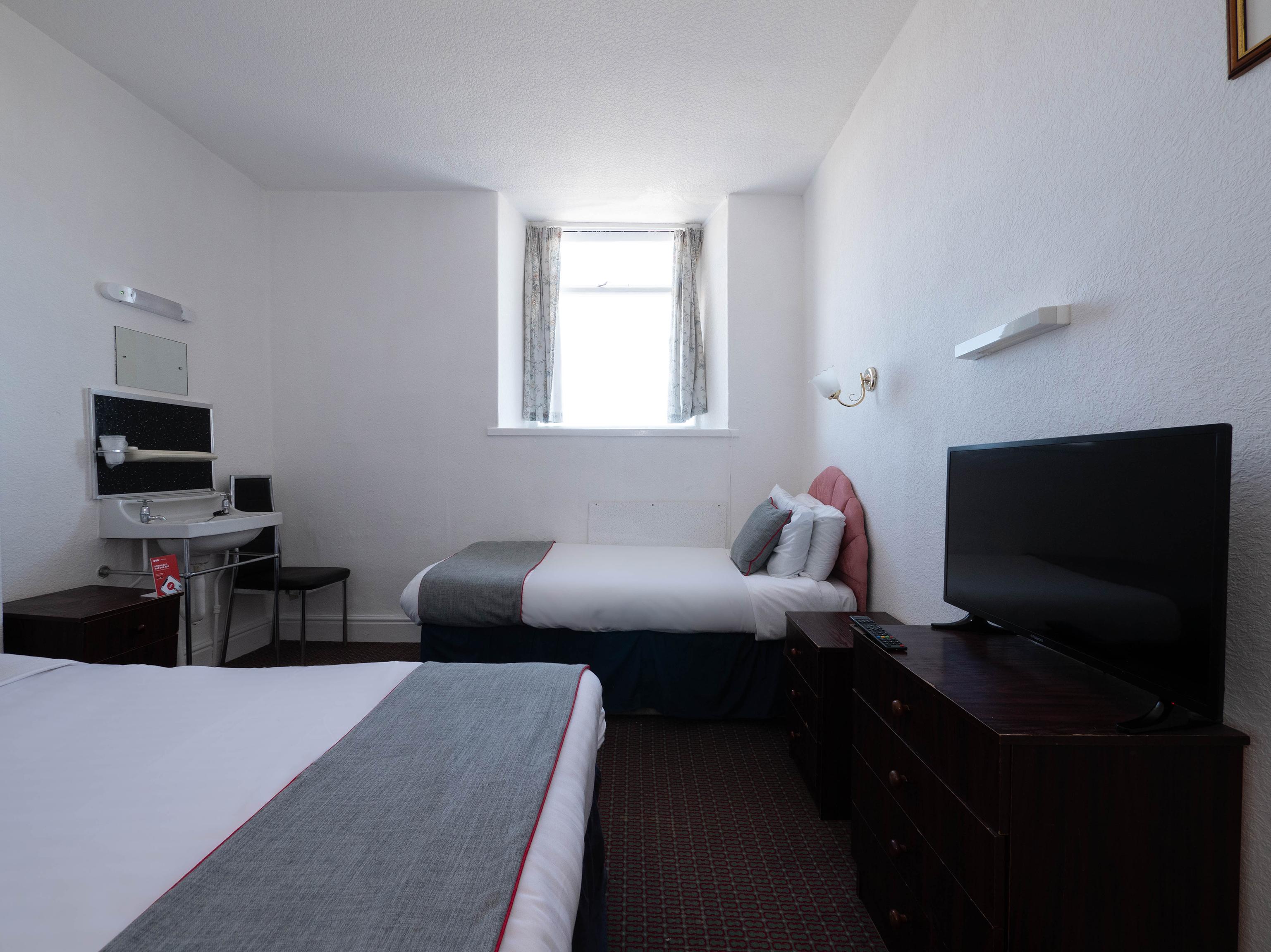 Whitehouse Hotel Ландъндо Екстериор снимка