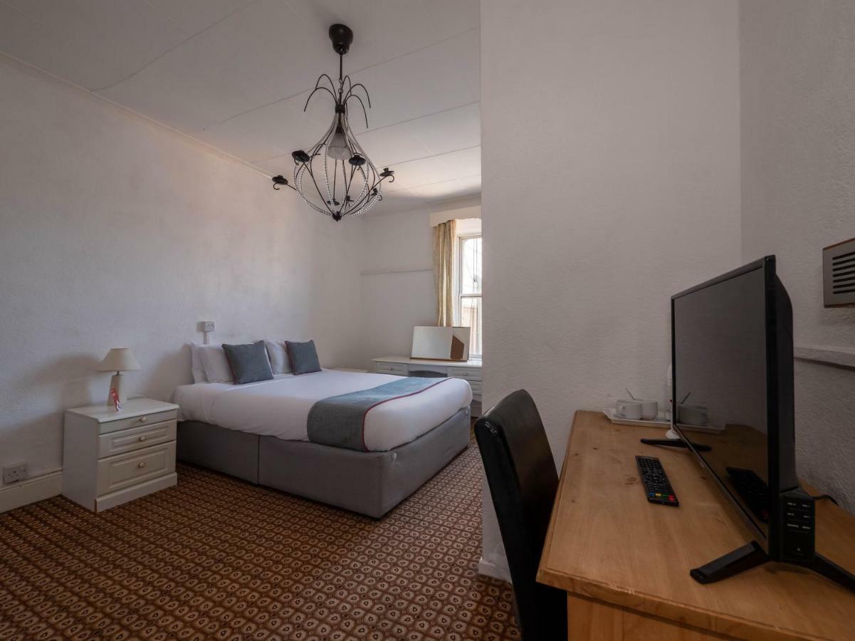 Whitehouse Hotel Ландъндо Екстериор снимка