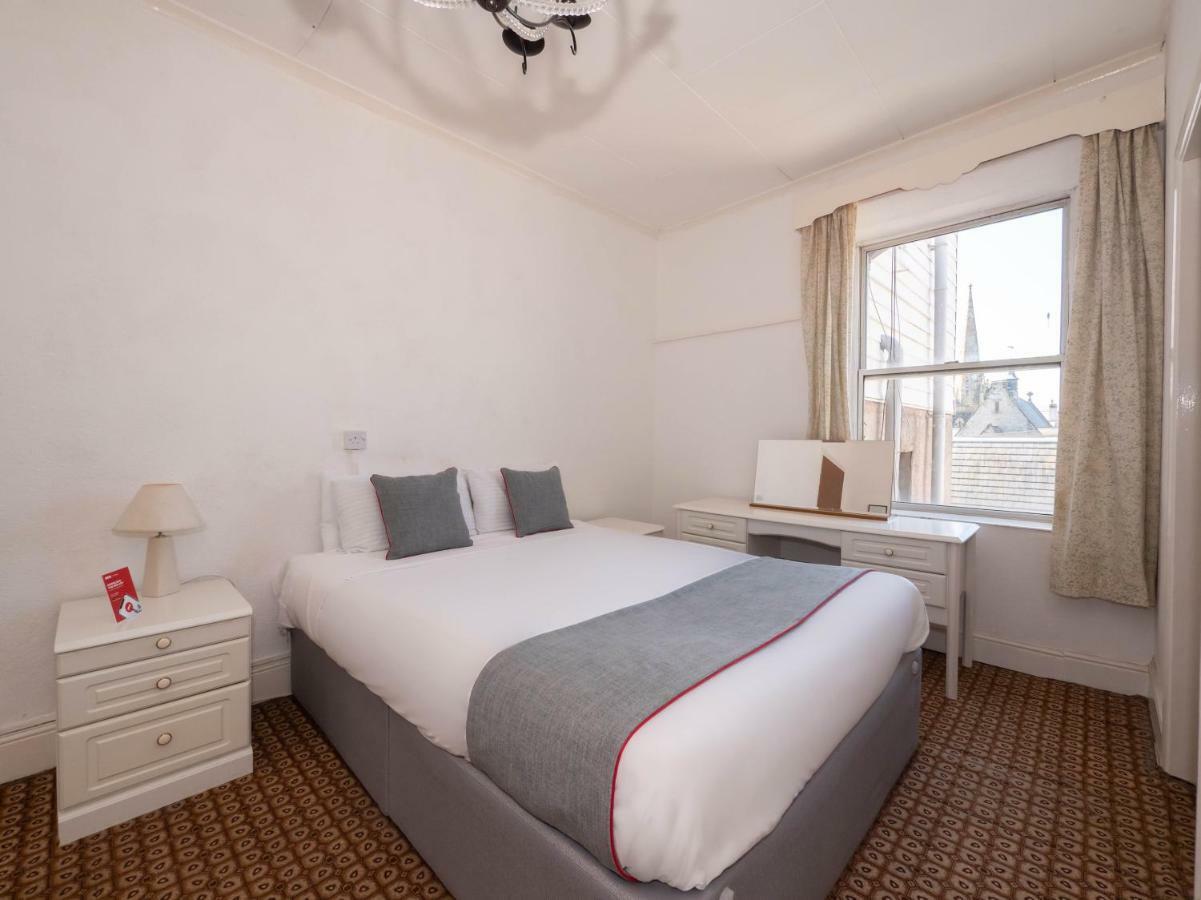 Whitehouse Hotel Ландъндо Екстериор снимка