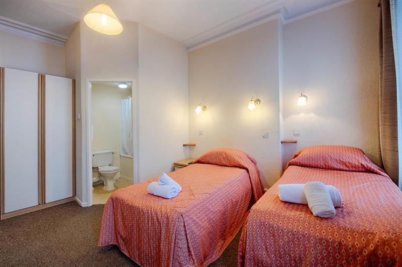 Whitehouse Hotel Ландъндо Екстериор снимка